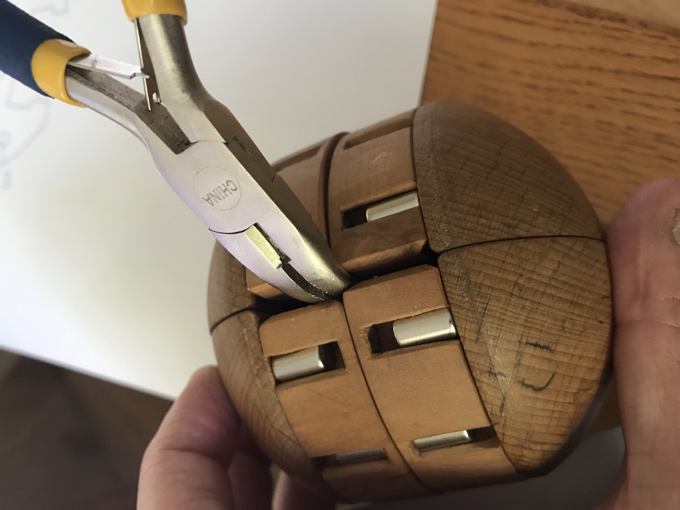 Auzzle — building the wooden prototype by hand